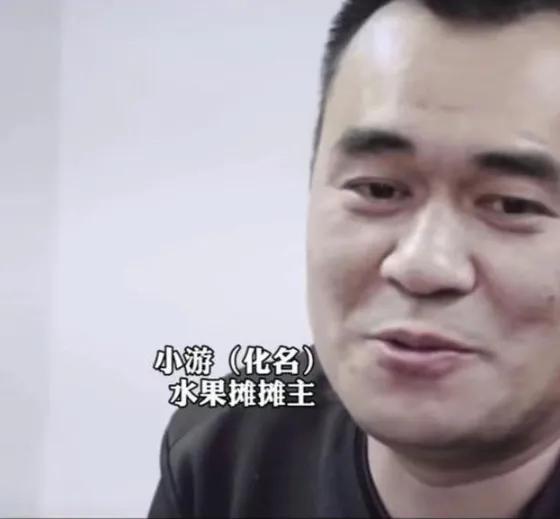 上海獨(dú)居老人三百萬房產(chǎn)給小伙引來親戚打官司,一審判決下來了