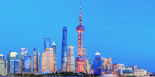 房地產(chǎn)新政首日,上海七盤齊開 21萬 平的翠湖六期 中海領(lǐng)邸雙雙 日光